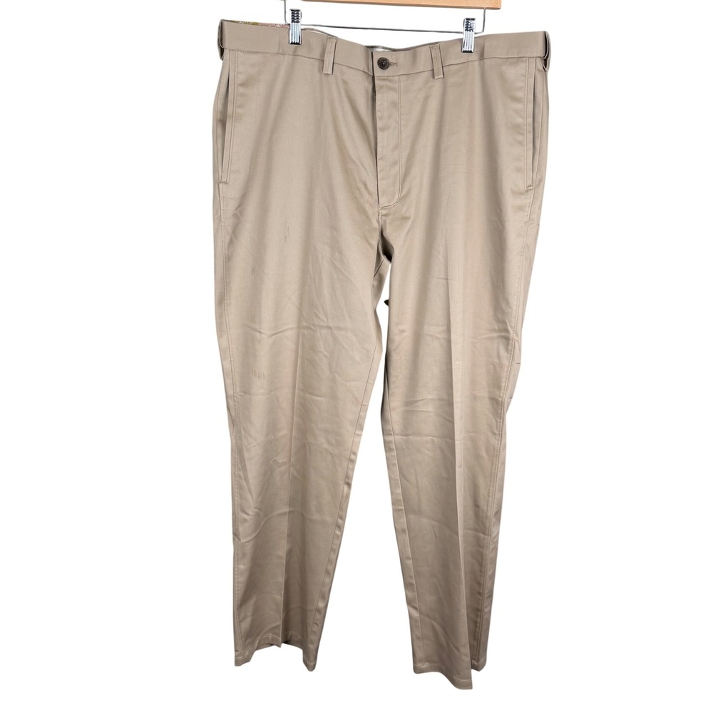Haggar H26 Mens No Iron Stretch Khaki Pants Classic Fit Tan 42x32 NWT